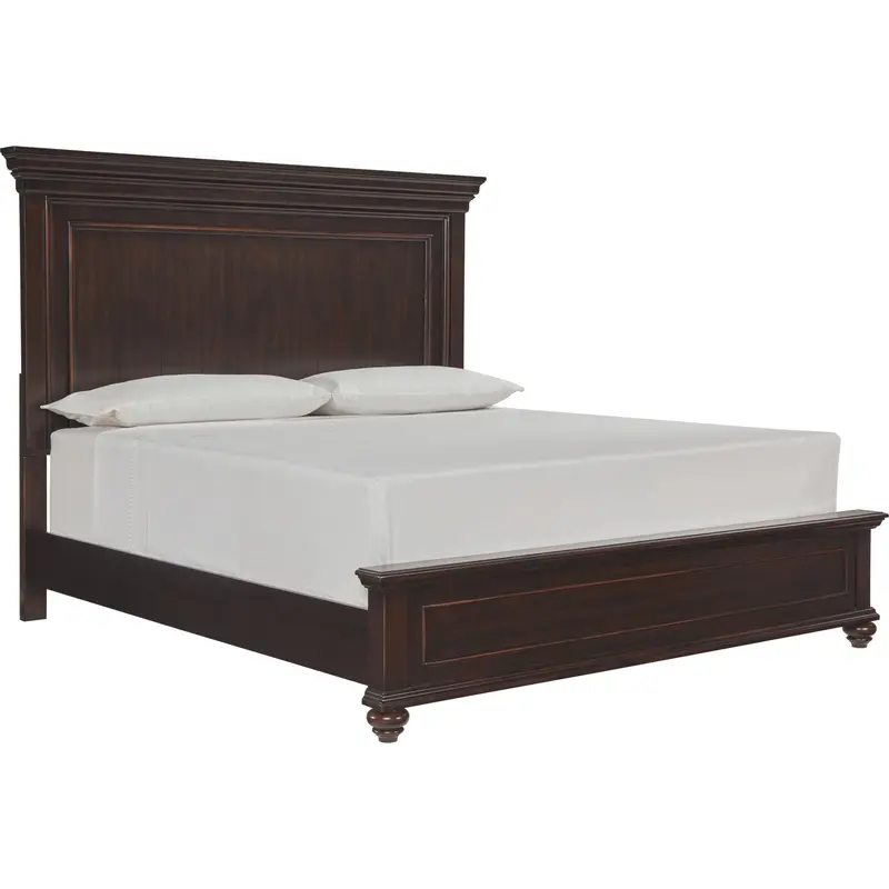 Brynhurst 3-Piece Panel Bed Set Including Nightstands And Dresser 1