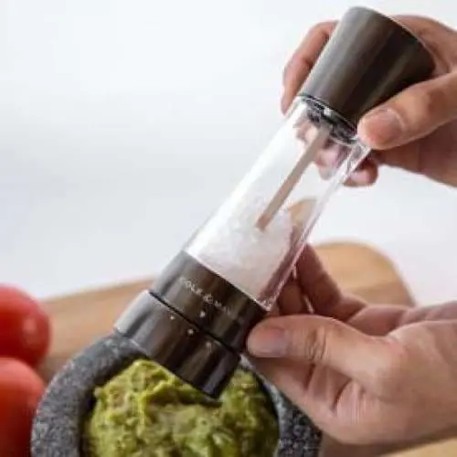 Cole & Mason Derwent Gunmetal Salt Mill – Gourmet Precision 2