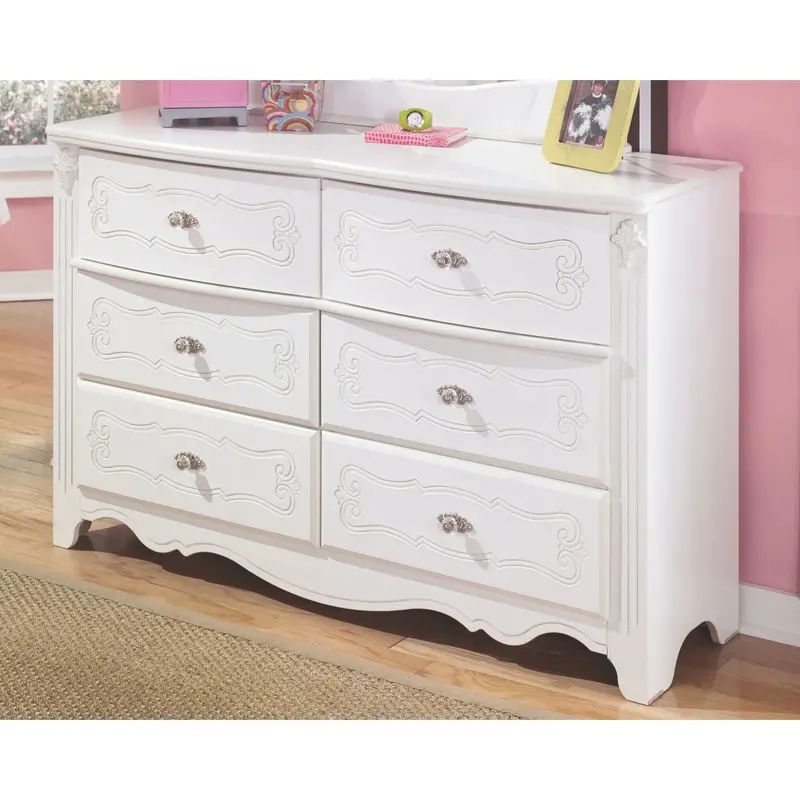 Contemporary 7-Drawer Dresser With Soft-Close Hardware 2