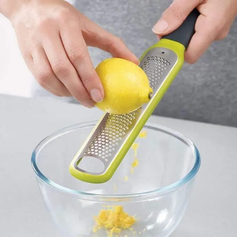 Handi-Zest Zester With Blade Wiper (Green) – Joseph Joseph 2