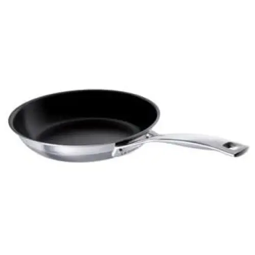 Le Creuset 20Cm Tri-Ply Stainless Steel Non-Stick Omelette Pan 1