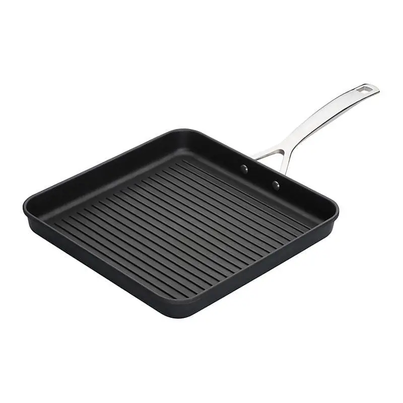 Le Creuset 28Cm Ribbed Square Non-Stick Grill Pan 1