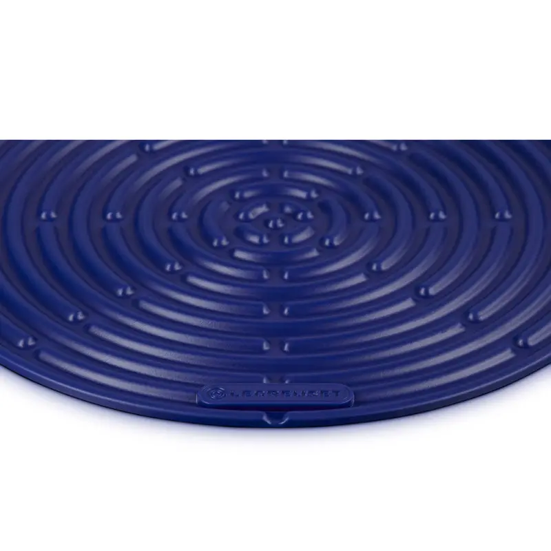 Le Creuset Azure Silicone Cool Tool – Heat-Resistant Kitchen Helper 2