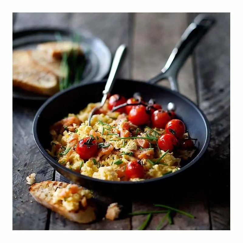 Le Creuset Non-Stick Shallow Frying Pan – Toughened Ceramic Coating 2