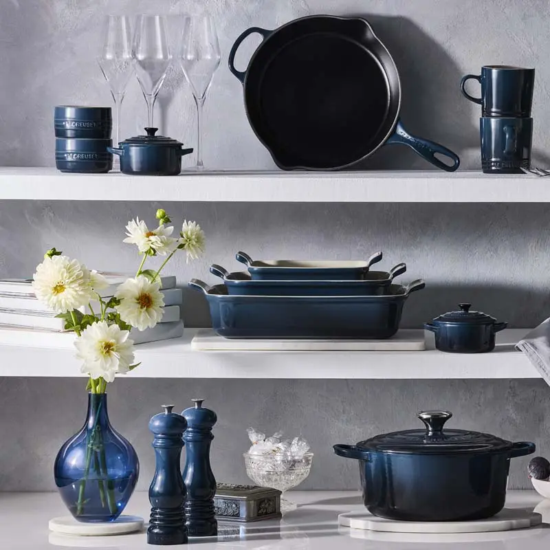 Le Creuset Nuit Petite Round Stoneware Casserole 2