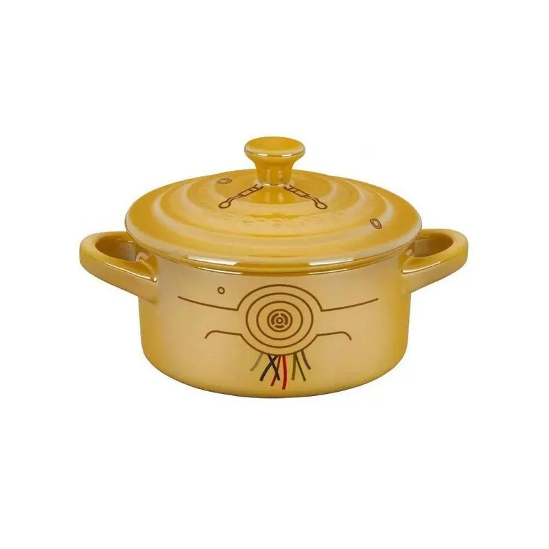 Le Creuset Star Wars C-3Po Stoneware Petite Round Casserole 1