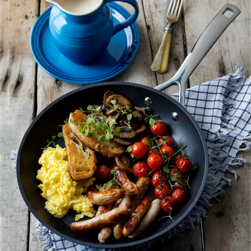Le Creuset Toughened Non-Stick Frying Pan – 26 Cm Wide-Shallow Design For Versatile Searing 2