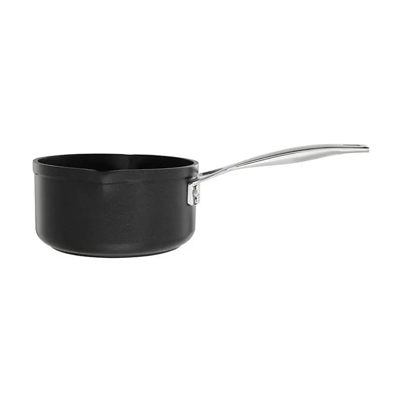 Le Creuset Toughened Non-Stick Milk Pan – 16 Cm / 1.6 L 1
