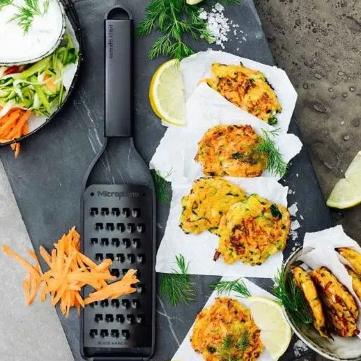 Microplane Black Sheep Extra-Coarse Grater 2