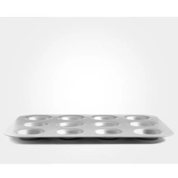 Samuel Groves Mermaid Silver Anodised 12-Hole Bun Tin 1